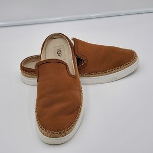 UGG Caleel Slip-ons
